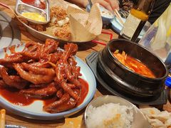 -明洞阿姨·韩式酱蟹烤肉·创意料理(三元桥店)