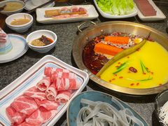 -小天鹅火锅·一线江景洪鼎旗舰店(洪崖洞店)