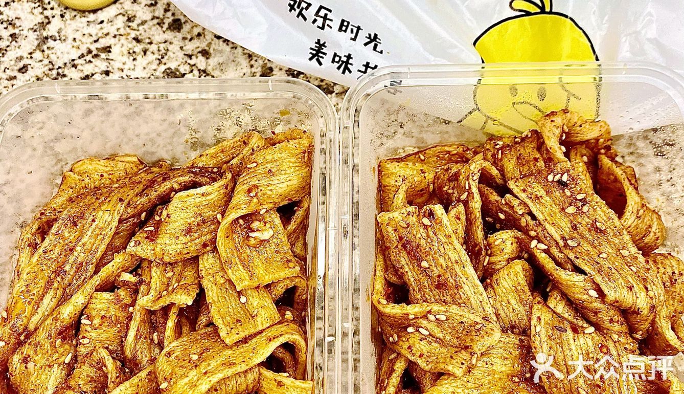 加班必备，蒜香辣条！[胜利]