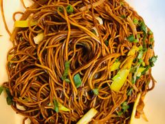 豉油皇椰菜鸡丝炒全蛋面-环球港凯悦 · 享悦中餐厅