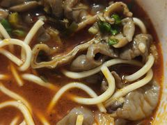-中山牛肉肥肠粉面馆(军工社区店)