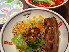 -顺溜·手工刀削面·黑金店(铜锣湾店)