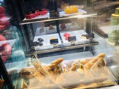 -筠咖啡西餐厅(上海国展宝龙丽筠酒店)
