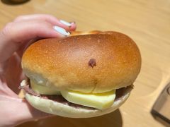 -HOT CRUSH趁热集合·现烤面包(环球港店)