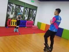 -云霄之星少儿滑板轮滑跳绳(远洋未来广场店)