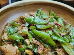 辣椒炒肉-渔悦潇湘·酸菜煮鱼(岳麓山店)