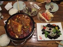 雅菲铁板臭桂鱼-YAFEE雅菲·粤菜·湘菜·融合菜(魏公村店)