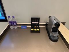 -深圳国际会展中心希尔顿酒店(前海华发冰雪世界店)