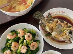 -爱的果实月嫂育婴师(世纪东方店)