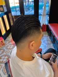 -豪帅男士理容馆