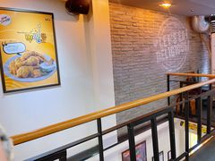 -BHC炸鸡(明洞总店)