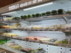 面包甜点陈列柜-超级泰·泰式麻辣烫(南京商厦店)