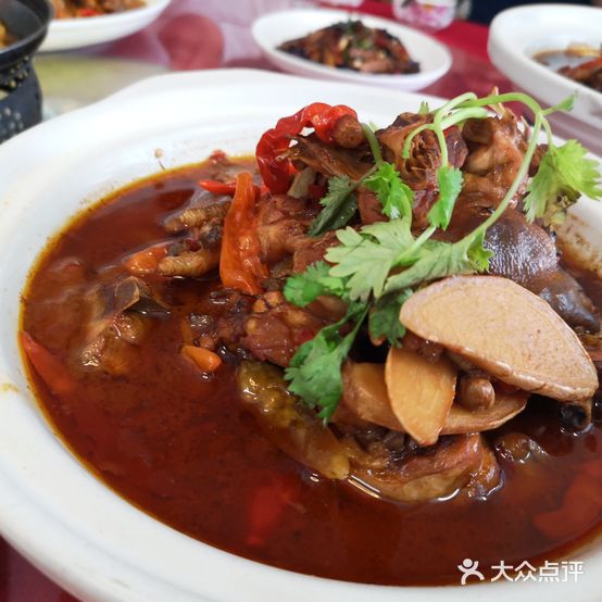 陈氏虾王骚公鸡(美食一条街)