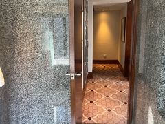 -上海威斯汀大饭店