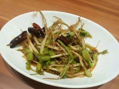 -六泰居·尔滨地标·东北菜(泰山路店)