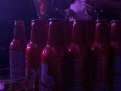 -欧米亚派对酒吧(绵阳店)