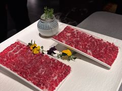 -左庭右院鲜牛肉火锅黑金店(陆家嘴中心店)