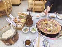 -阿婆情腊排骨火锅(金虹路店)