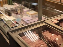 -好利来(东直门银座店)