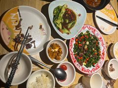 -嫩芽 ·地道重庆菜(十八梯露台夜景店)