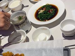 -小河公主秘制烤羊腿(小绿谷店)