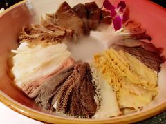 -新哥老官·畅吃123·美蛙世界(苏宁广场店)