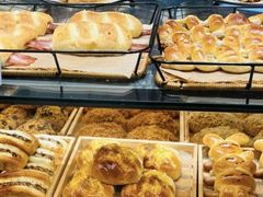 -Bread Talk 面包新语(荟聚店)