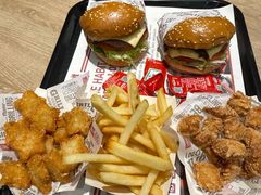 -The Habit Burger Grill 哈比特汉堡(爱琴海店)