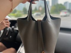 -爱马仕 HERMES(王府井步行街店)