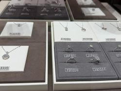 -周大福CHOW TAI FOOK(荟聚购物中心西红门店)