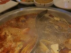 -沸炉重庆老火锅(军事博物馆店)