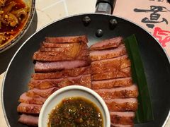 猪颈肉-胡桃里音乐酒馆(罗湖HALO广场店)