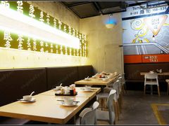 -来龙里 精致 东南亚餐室(万象城店)
