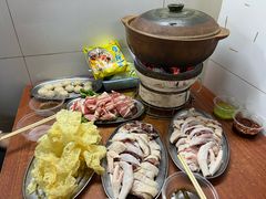 -威邵鸡煲(西华路总店)