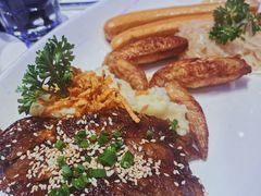 蜜汁肋排油封鸭腿烤鸡翅-MOSSO德国餐厅·音乐酒吧(环宇荟店)