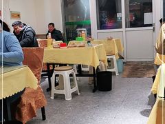 大堂-天添纸包鸡家常菜
