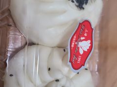 -白玉兰食品甜凤店(合生汇店)