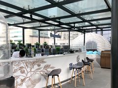 -异次元·LIGHT HOUSE·美食酒廊·休闲露台