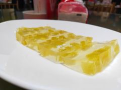 菠萝水晶糕-百年银屏蚝烙·潮汕菜·非遗(乐山店)