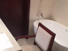 -兴芮温泉度假区