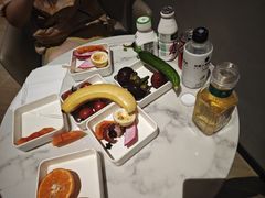 -涨巢·潮玩水疗局