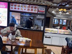 -桥香园云南过桥米线(金马碧鸡店)