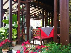-Dash Teak House