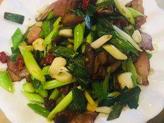-锅贴杨一手特色豆花烤鱼饭店(荔波美食街店)