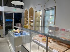 面包甜点陈列柜-好利来(七宝领展广场店)