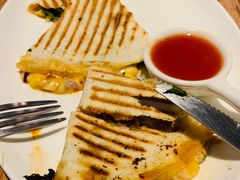 -玛格萝妮(汇智国际商业中心店)