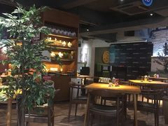 大堂-JINNS锦时 steak&pizza(浸信会礼拜堂旧址店)