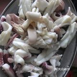 辛苦老妈子每天都会早起煮一天的饭菜