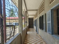 -吐斯廉屠杀博物馆