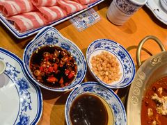 -哥老官重庆美蛙鱼头(西湖银泰十一哥店)